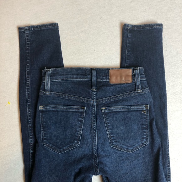 Madewell 10” High Riser Skinny Skinny Dark Wash - Picture 7 of 7
